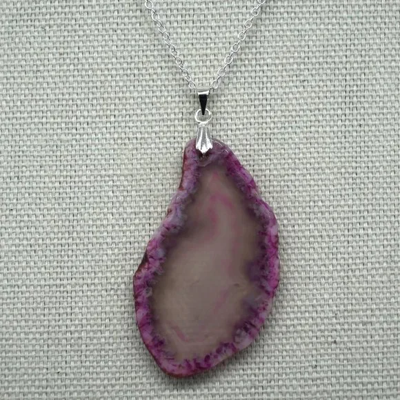 Silver necklace with purple quartz stone. - Picture 4 of 4